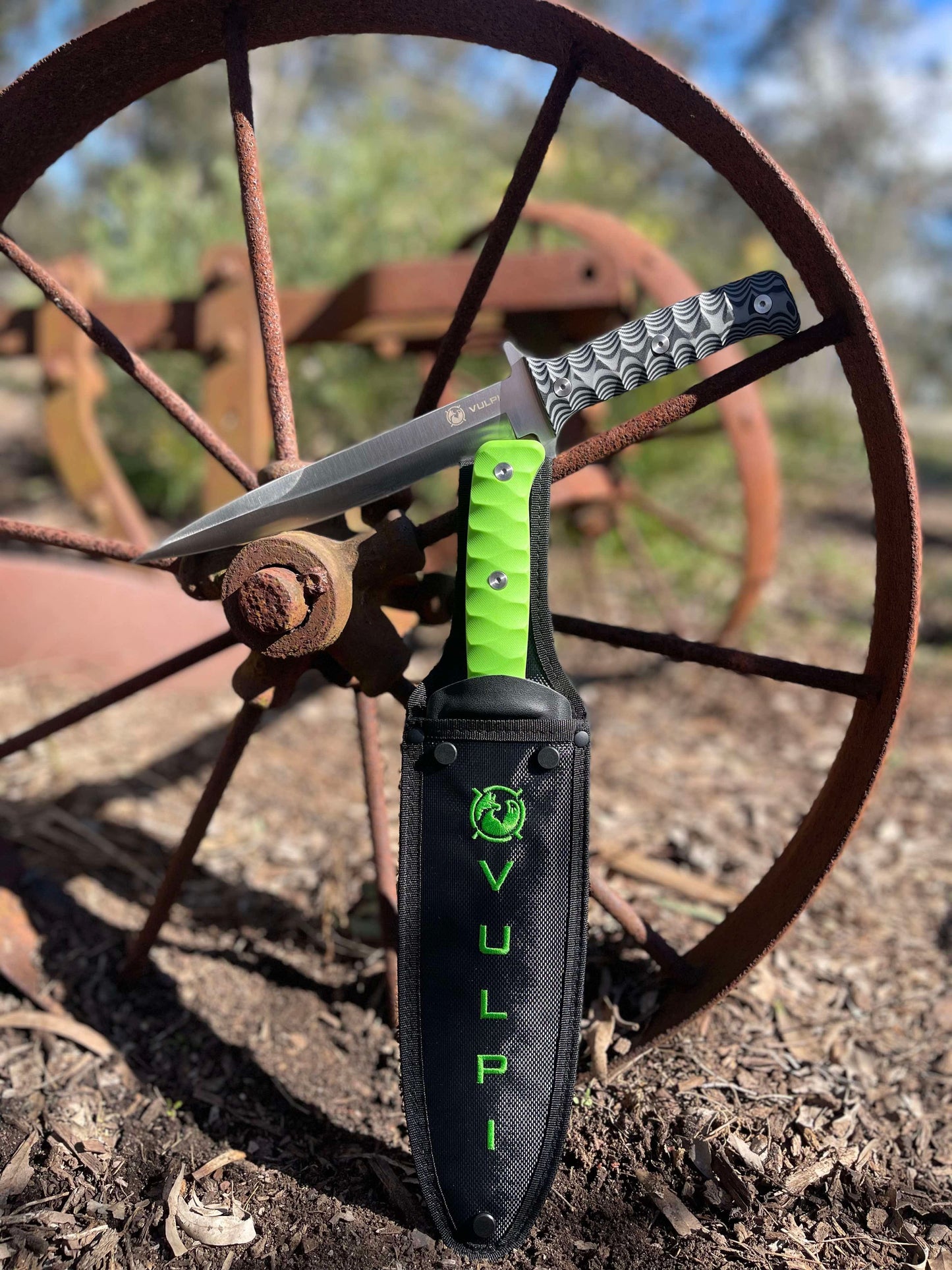 Vulpi Pig Sticker Knife